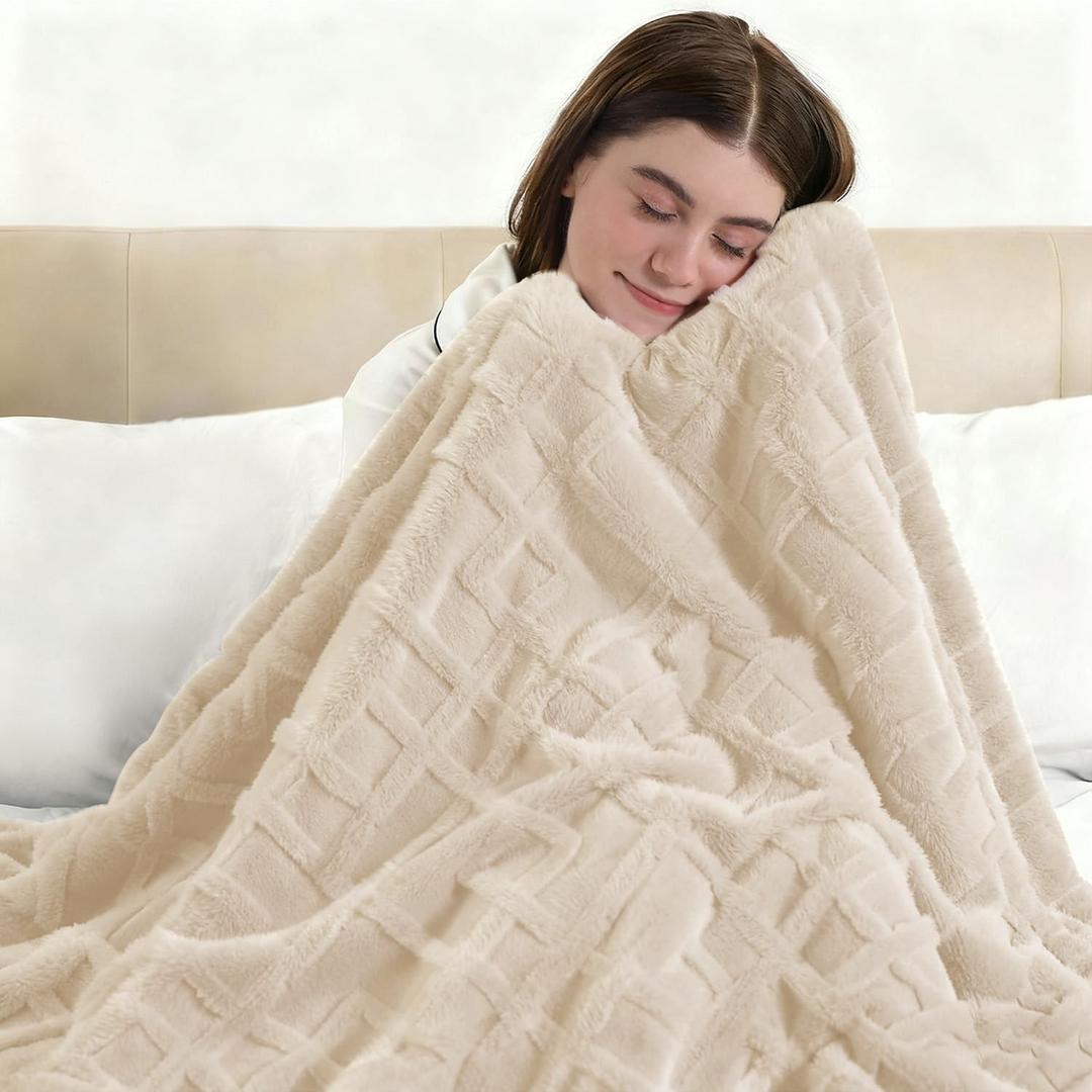 ESTINGO Electric Throw Heated Blanket, Heating Blanket Throw 4 Hours Auto-Off 5 Heat Levels Over-Heat Protection Luxury Faux Fur Sherpa Heater Electric Blanket ETL Certification, 50" x 60" Milk Coffee