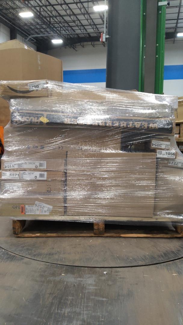 Pallet of mixed items