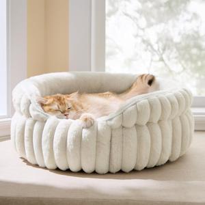 Bedsure ComfyFleece® Original Design Cute Cat Bed,Soft Kitten Bed,Cream