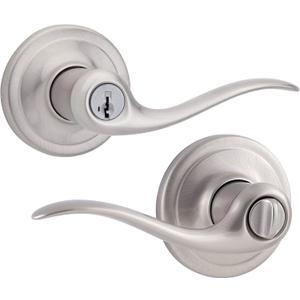Kwikset Tustin Entry Door Handle with Lock and Key, Secure Keyed Reversible Lever Exterior, For Front Entrance and Bedrooms, Satin Nickel, Pick Resistant Smartkey Rekey Security and Microban