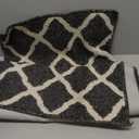 SAFAVIEH Dallas Shag Collection Accent Rug - 2'3" x 4', Dark Grey & Ivory, Trellis Design, Non-Shedding & Easy Care, 1.5-inch Thick Ideal for High Traffic Areas in Entryway, Living Room, Bedroom (SGD257G)                                