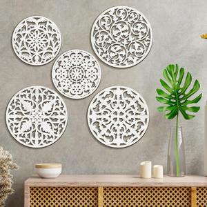 Wonderjune 5 Pcs Rustic Medallion Wall Decor White Floral Carved Wood Wall Art Round Farmhouse Wooden Hanging Art Boho Vintage Decoration for Home Living Room Bedroom Office Decor