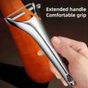 Stainless Steel Vegetable Peeler with a Flat Blade for Smooth, Jam-free Peeling and Reliable Performance.