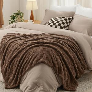 Bedsure Comforter King Size 5 Pieces - King Size Comforter Set with Checkered Throw Blanket and Decorative Pillow, Lightweiget Bedding, All Season Bedding Sets, Light Camel
