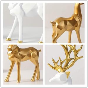 Christmas Reindeer Figurines, 2pcs Nordic Style Origami Elk Resin Sitting Standing Deer Statues for Ornaments Living Room TV Cabinet Wine Cabinet Gifts Home Office Décor (White), Cny220514