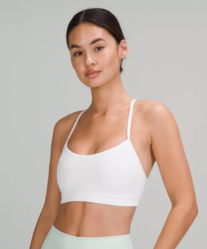 Women’s White Sports Bra, Light Support Strappy Yoga Bra, Seamless Workout Crop Top, Size M 