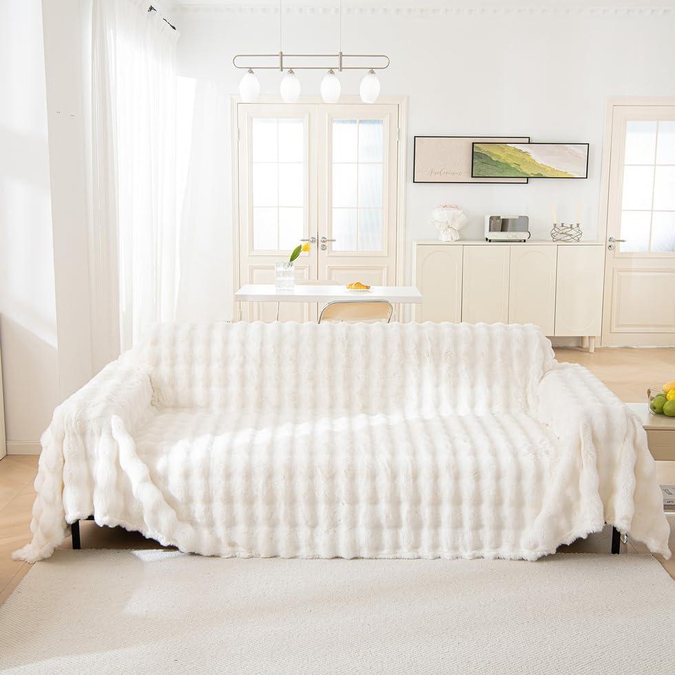 AMWAN Decorative Extra Soft Faux Fur Couch Sofa Cover,Large Throw Blanket,Cloud White Fuzzy Long Hair Shaggy Blanket,Fluffy Cozy Plush Fleece Comfy Microfiber Fur for Couch Sofa Bed,71x118