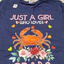 Crab Animal Lover Women Gift Just A Girl Who Loves Crabs T-Shirt, Navy Blue, Size S