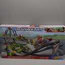 Hot Wheels Mario Kart Circuit Track Set & 2 Toy Vehicles, Racing Playset Includes Booster, Plus Mario & Yoshi Karts, Large
