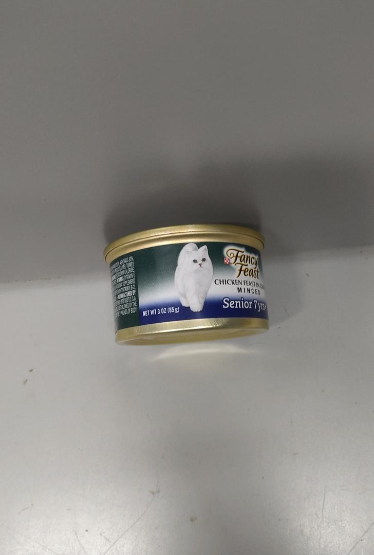 PURINA Fancy Feast High Protein Senior - (24) 3 oz. Cansage 7 and pecially made for cats up, minced texture, No Artificial Colors or Prese, Best By Mar 2028