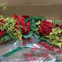 Fake flower decor, 32'' Geranium and Berry Swag