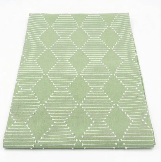 Lynn Clip Green Size 13x72 Runner