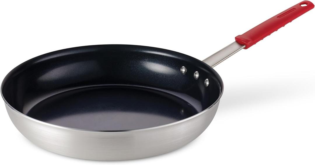 Tramontina Professional 14-Inch Ceramic Non Stick Extra Large Frying Pan, Heavy-Gauge Aluminum Skillet with Nonstick Coating, Dishwasher and Oven Safe, Black