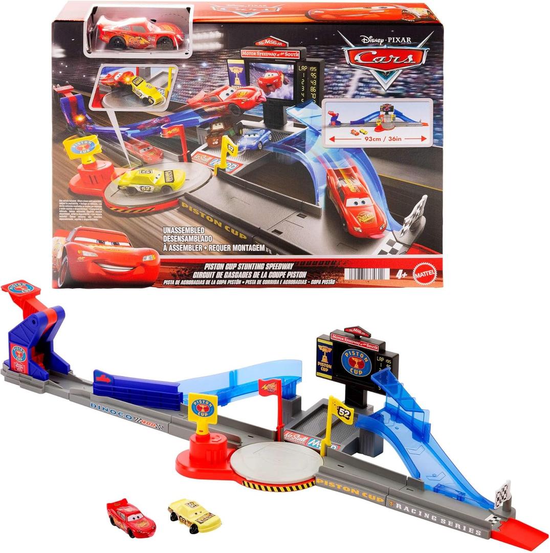 Mattel Disney Pixar Cars Playset & Toy Car, Tongue-Out Lightning McQueen & Crushed Car, Piston Cup Stunting Speedway Track Set Includes