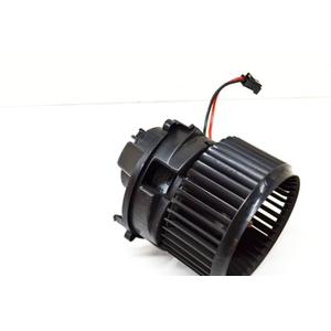 AC Heater Blower Motor HVAC - Compatible with Chevy, GMC, Cadillac Vehicles - Avalanche, Silverado 1500, Tahoe, Suburban, Sierra 2500, Yukon XL, Escalade - Replaces 35143, 1581647, 15-81647, 89019321 (Black)