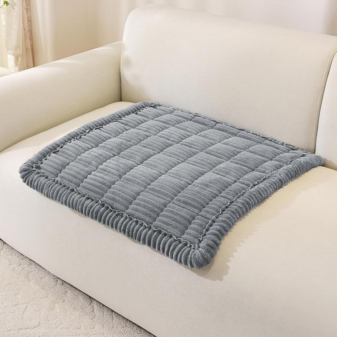 OstepDecor Washable Couch Cover for Dogs, Thick Pet Friendly Sofa Covers, Soft Couch Protector, Paw Cart Sofa Slipcovers, Cushion Protector for Leather, Sectional, Loveseat (27.6" x 27.6", Blue Grey)