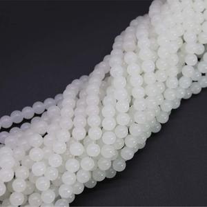 Pamir Tong 600PCS 8mm White Glass Round Beads Bulk-Imitative Jade Beads-Bracelet Loose Beads for Jewelry Making Earring, Necklaces, and DIY Crafts