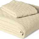 Amazon Basics Brushed Microfiber Quilt Set, Extra Soft with Natural Texture, 2-Piece,Twin/Twin XL, Beige