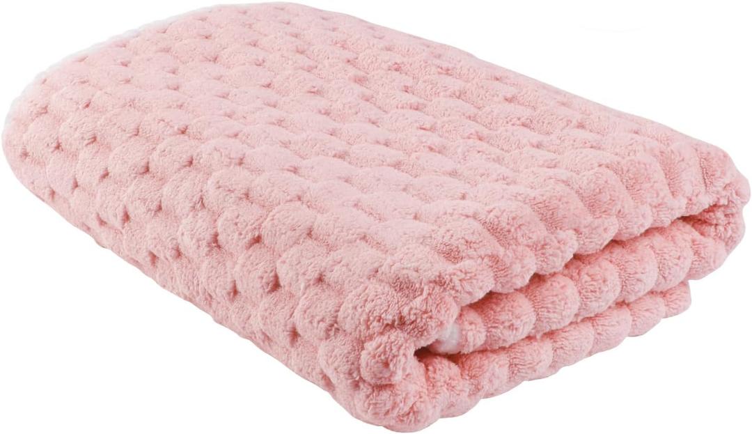 Bath Towel Large,55 x 27 Inches,Ultra Soft and Breathable Bathroom Towel,Lint-Free,Quick Dry,Skin-Friendly and Lightweight,Perfect for Bathroom,Shower,Gym and Beach, Pink