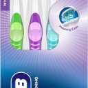 Oral-B 3D White Stain Eraser, 4 Count Soft Manual tootbrush Pack, Removes Stains, Whitens Teeth, Tongue and Cheek Cleaner