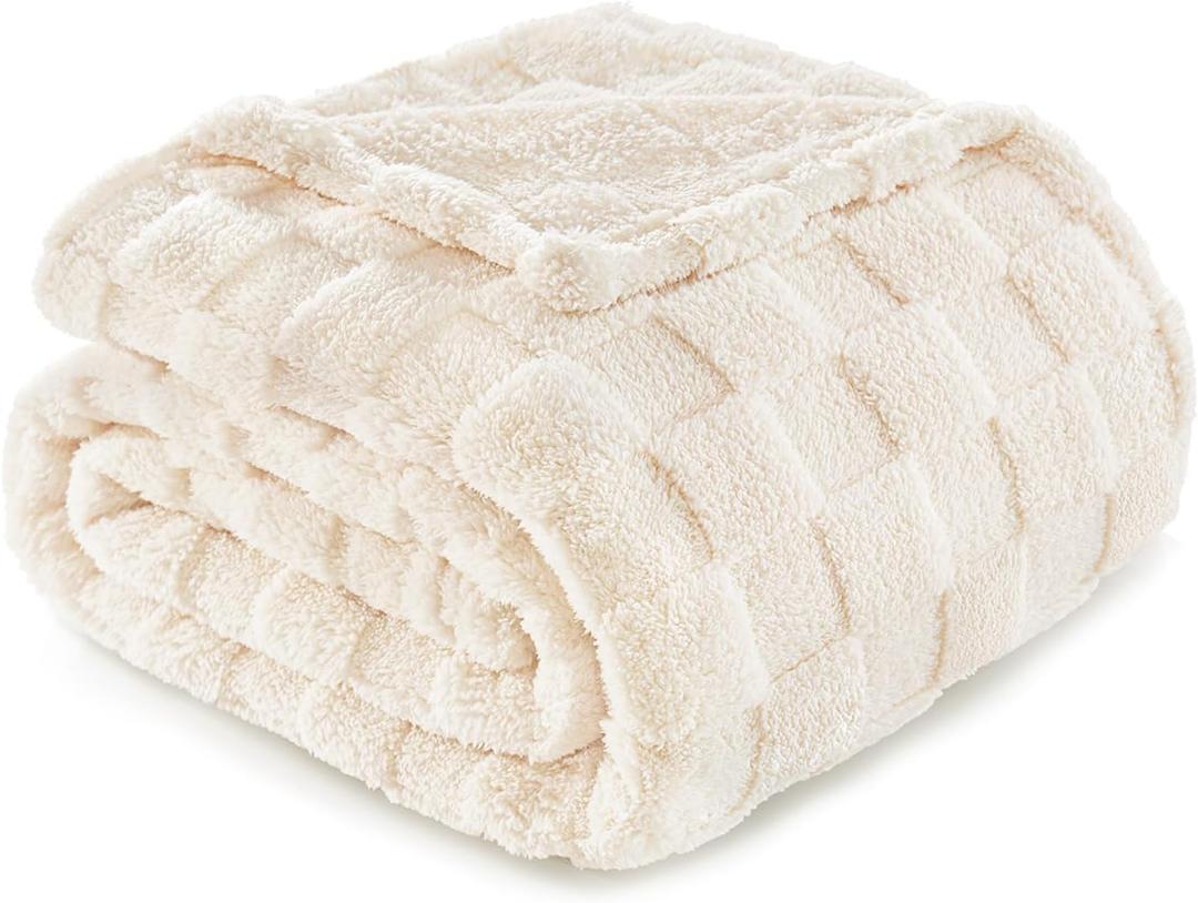 Exclusivo Mezcla Fleece Throw Blanket for Couch,Super Soft and Warm Lightweight Checkered Pattern Blankets for All Seasons, 50x60 Inches, Ivory