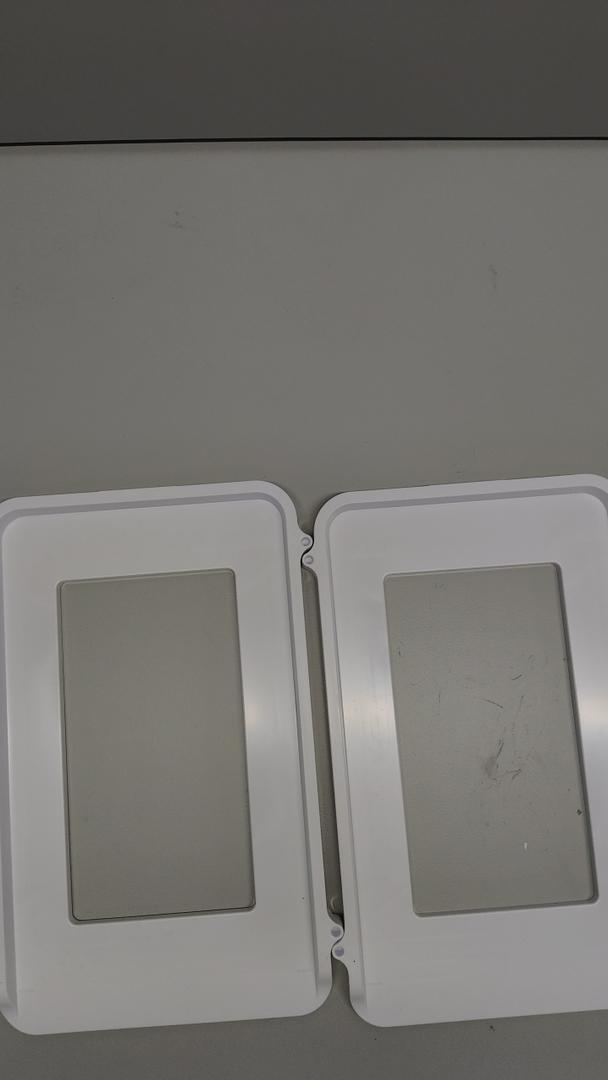 2 white plastic pcs