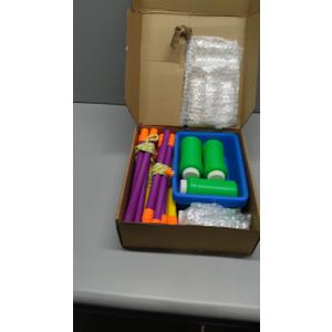 Lenwen 4 Sets Giant Big Large Wands Bubble Kit Maker Set Summer Bubble Wand Toys Bulk with Refill and Tray Toys for School Fun Outdoor Activities Boys Girls Adults Birthday Party Supplies