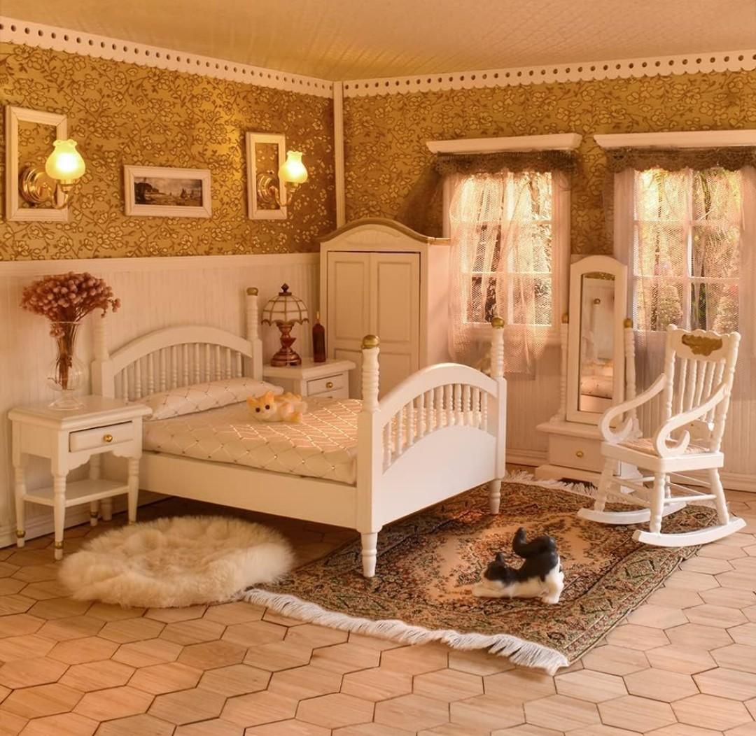 iLAND Victorian Dollhouse Furniture 1/12 Scale, Brewster Dollhouse Bedroom Furniture Set (White & Gold)