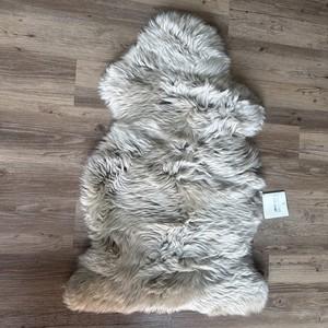 Rug Grey 45"x23"