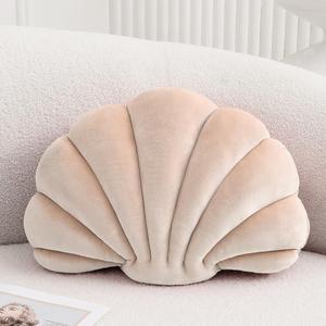 Seashell Decorative Pillow Shell Shaped Throw Pillow 3D Insert Beach Pillow Soft Velvet Pillow Sea Ocean Decoration Couch Bed Pillow Cushions(Champagne,14 X 11 inch)