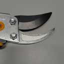 Fiskars Bypass Pruning Shears, 5/8-Inch Cut Capacity Garden Clippers, Gardening Scissors with Sharp, Rust Resistant Steel Blade