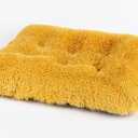Liveinu Long Plush Calming Pet Bed Cuddler Pet Bed for Dogs and Cats Fluffy Faux Fur Dog Bed with Anti Slip Bottom Machine Washable Pet Sleep Bed Crate Mat Yellow M