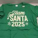 Team Santa 2025 Santa Claus Hat Christmas T-Shirt, Men, Small, Kelly Green