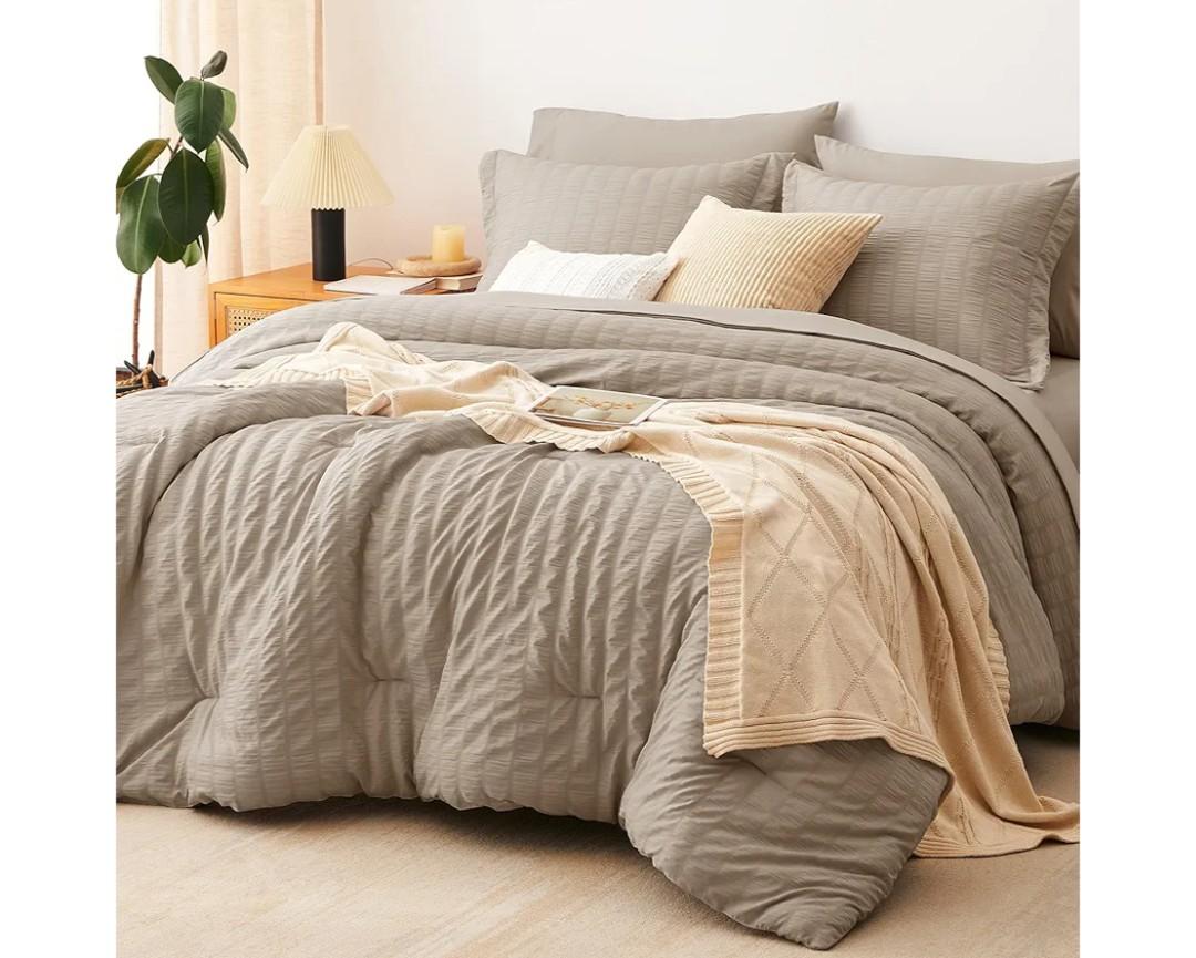 CozyLux Queen Comforter Set Khaki Seersucker 7 Pieces Bed in a Bag Queen Comforter Set with Sheets, Luxury Soft Bedding Set with Down Alternative Comforter, Sheets, Pillowcases & Shams for All Seasons