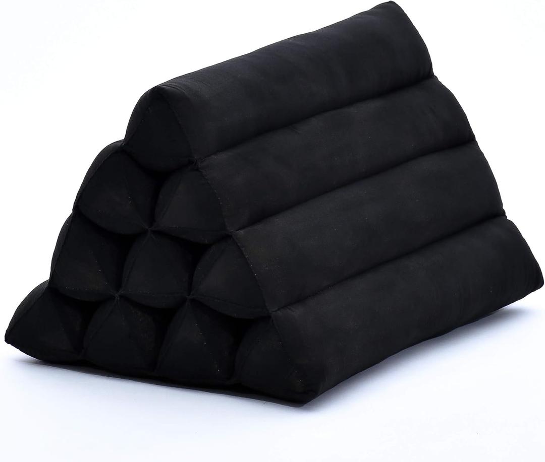 Leewadee Triangle Cushion – Comfortable Backrest for TV or Reading, Incline Pillow for Relaxing Made of Kapok, 20 x 13 x 13 inches, Black