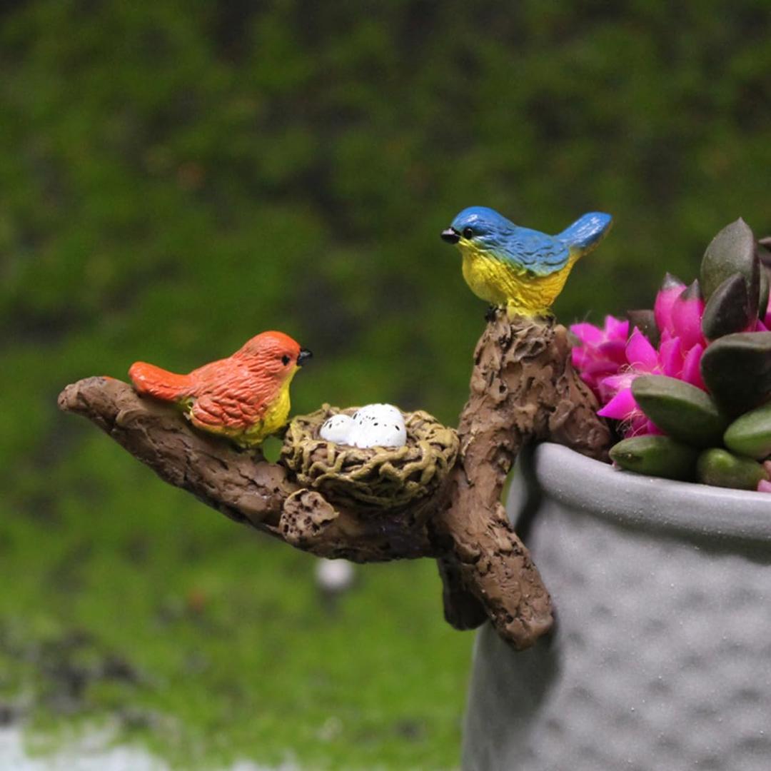 Birds Perched on Branches Flower Pot Hugger Figurines, Mini Resin Birds Sculpture Outdoor Statues Planter Pot Terrarium Fish Tank Edge Bonsai Craft Decor Fairy Garden Accessories
