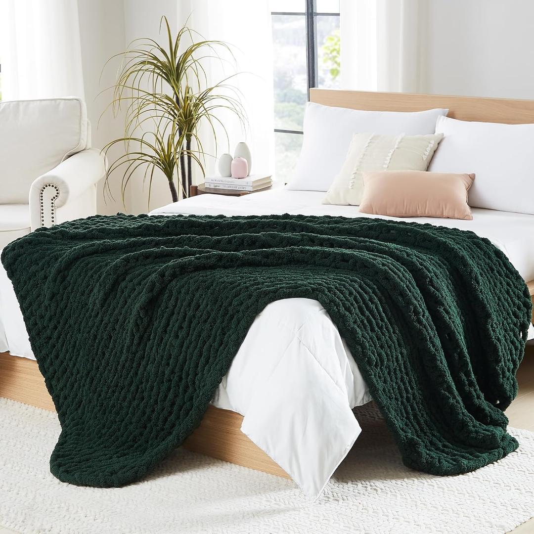 L'AGRATY Chunky Knit Blanket Throw: 50''x60'' Chenille Chunky Knitted Throw Blankets for Bed Couch  Handmade Thick Cable Knit Blanket  Large Crochet Rope Blankets for Home Decor(Olive Green)