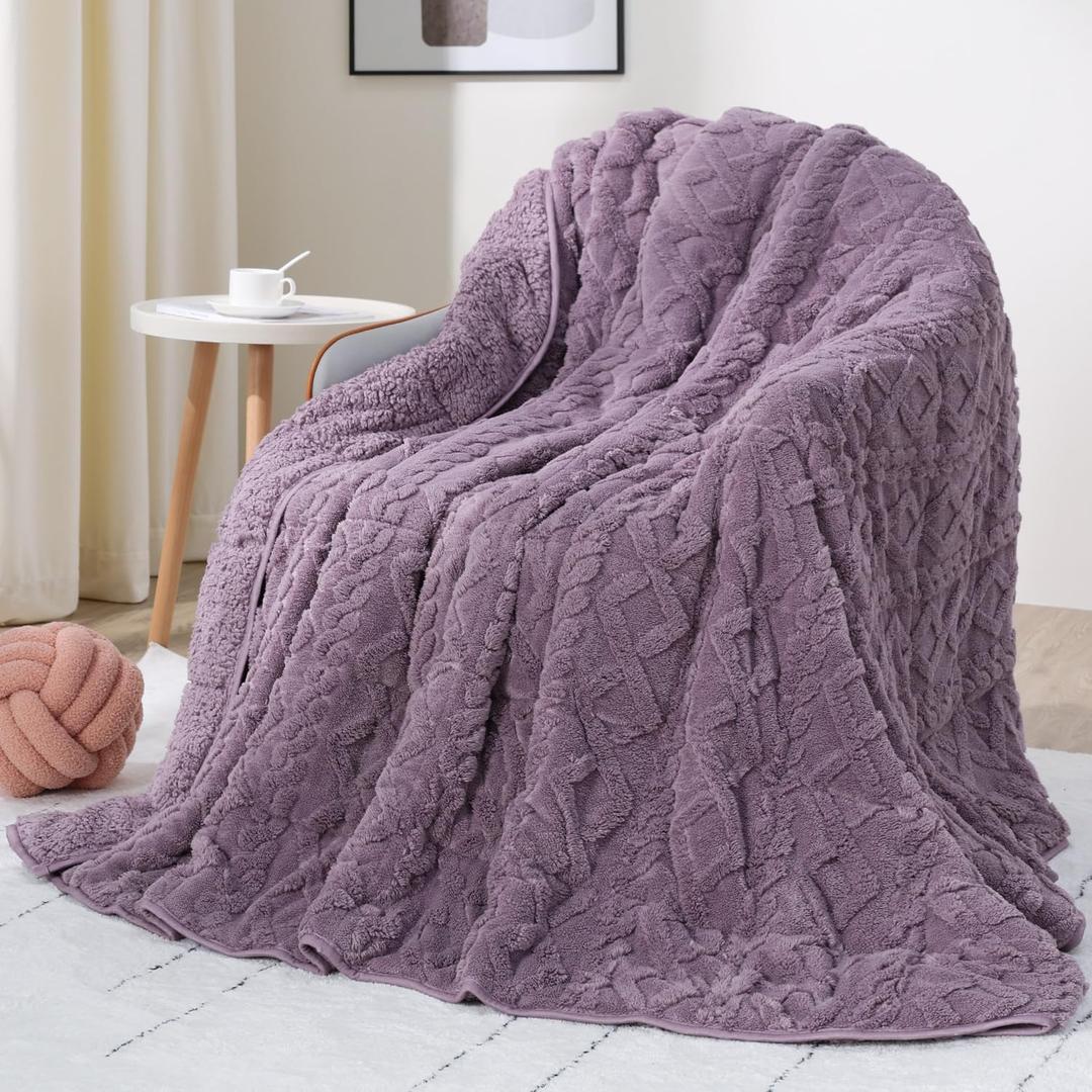 Drewin 15 lbs Weighted Blanket Queen Size, 60 x 80 inches, Dual Sided Soft Fuzzy Jacquard Sherpa Weighted Blankets for Adults, Comfortable Sofa Bed Blanket for Sleeping, Purple