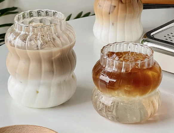  Ribbed Glass Cups Set of 2, 20 oz & 16 oz Glasses Drinking Set, Drinking Glasses Tumbler with Straw for Iced Coffee Juice Drink Milk