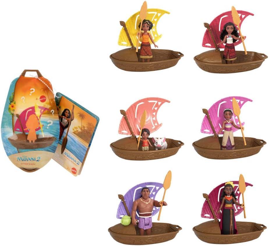 Mattel Disney Moana 2 Wayfinder Wonders Toy Set with Surprise Small Doll, Canoe & Accessory, Inspired by The Movie (Styles May Vary)