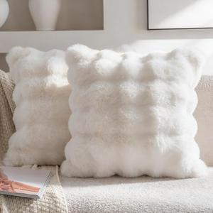 Neelvin Cream White Faux Fur Pillow Covers Set of 2, Luxury Soft Fluffy Throw Pillow Covers for Couch, Fuzzy Decorative Plaid Plush Cushion Cases for Living Room Sofa Bedroom Decor, 18 x 18