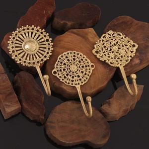 IndianShelf 3 Handmade Boho Brass Decorative Wall Hooks, Vintage Unique Gold Hooks for Hanging Keys, Towels, Bags, Coats- Shabby Chic Wall Mounted Coat Rack for Home Dcor Entryway Bedroom Living Room