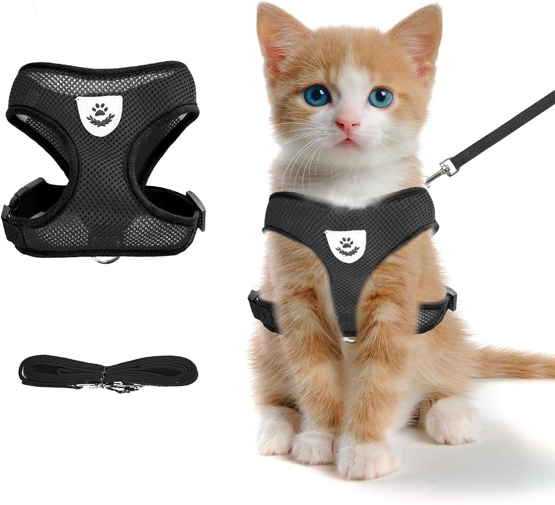 shudyear Summer cat Chest Harness and Leash, Anti-Escape Adjustable Soft mesh cat Leash and Chest Harness Set for All Types of Cats cat Vests (Size S,Black) (S(Neck:9.44" chest:11.02"-14.96"))