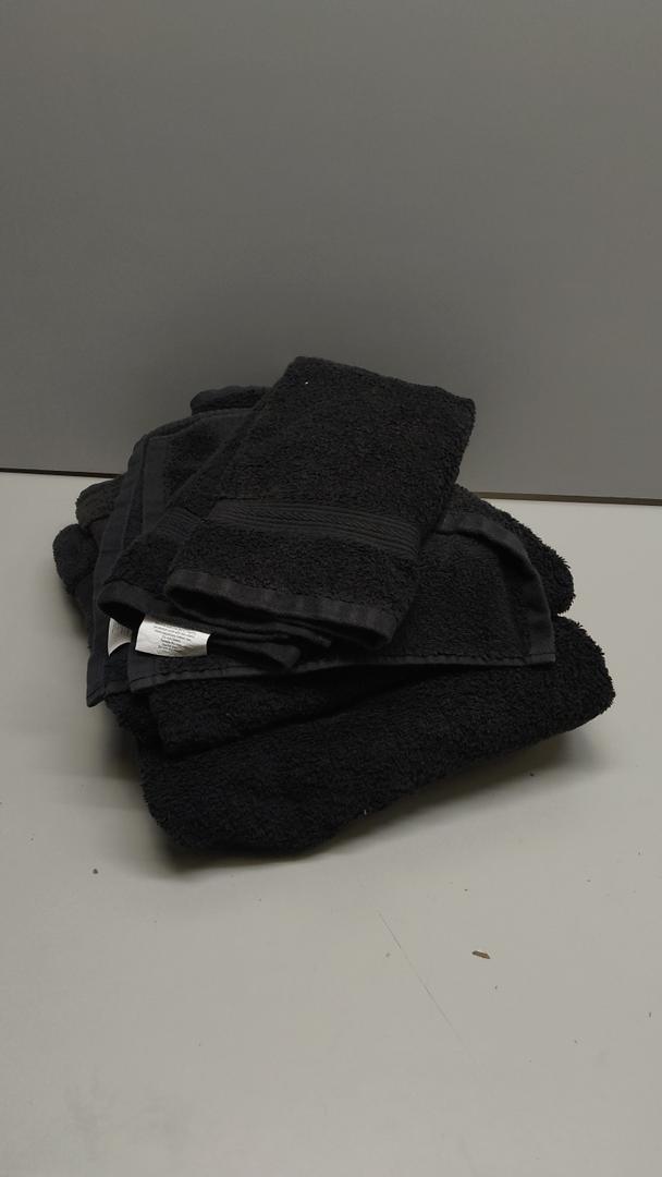 Basics 6Piece Highly Absorbent FadeResistant Towel Set, 100% Cotton Towels for Bathroom, Soft, 2 Bath Towels, 2 Hand Towels, 2 Washcloths, Black