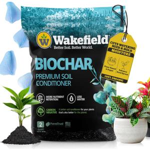 Wakefield Premium Organic Biochar Soil Amendment & Soil Conditioner Certified Carbon-Negative Nutrient-Locking, Water-Efficient Bio Char for Plants & Lawns - Soil Amendments for Lawn - 2 Quart
