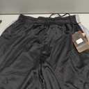 Basketball Man Short, Black, Size M
