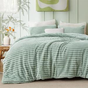 Bedsure Cal King Comforter Set - GentleSoft™ 3 Pieces Double-Side Fleece Fluffy Sage Green Comforter Set, Cozy Striped Room Decor Aesthetic, Luxury Cal King Bedding, 2 Pillowcases, 104x96 Inches