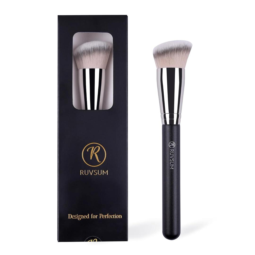 Travel Size Concealer Brush Flat Top, Mini Makeup Brush for Under Eye Spot Blemish, Soft Vegan Synthetic Bristles, No Shedding, Liquid Cream Powder Blending, Compact Brush 6.4" (370S)
