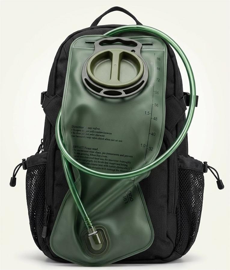 HIKING BACKPACK WITH WATER AND TUBE
