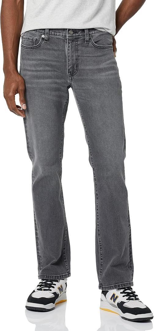 Amazon Essentials Men's Jeans, Slim Fit Stretch, Bootcut - Discontinued Colors (32W x 33L)